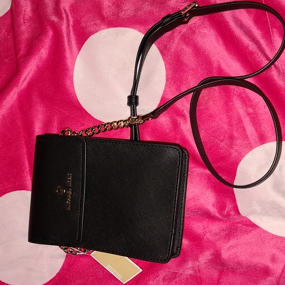 Michael Kors Crossbody - Picture 12 of 12